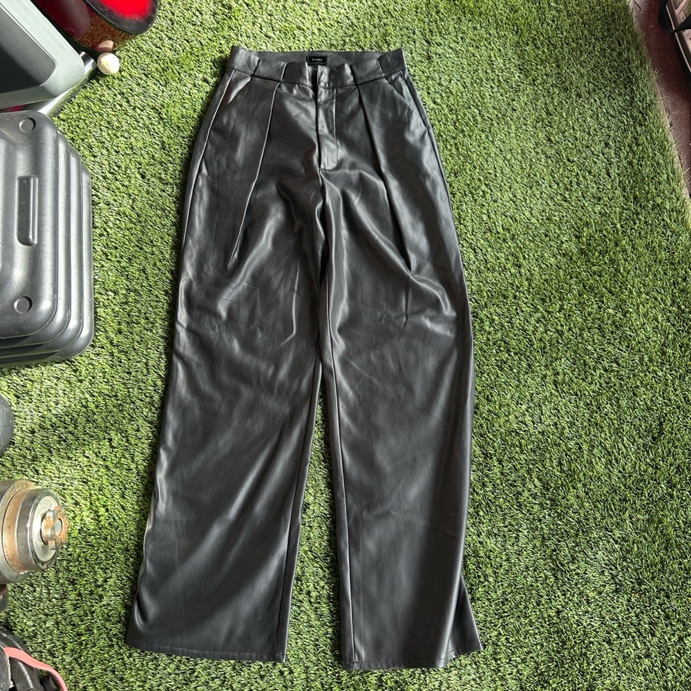 MOTHER High Waisted Tunnel Vision Pleated Prep Sneak Feaux Leather Pants Size 27 - Picture 13 of 14
